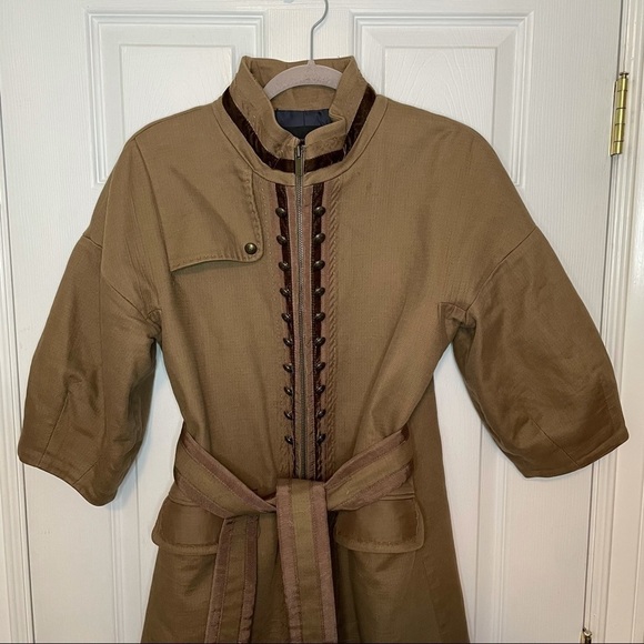 𝅺BCBGMAXAZRIA Belted Zip Up Tan Trench Coat small - Picture 5 of 8